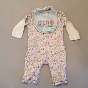 Baby boy’s romper and bib
